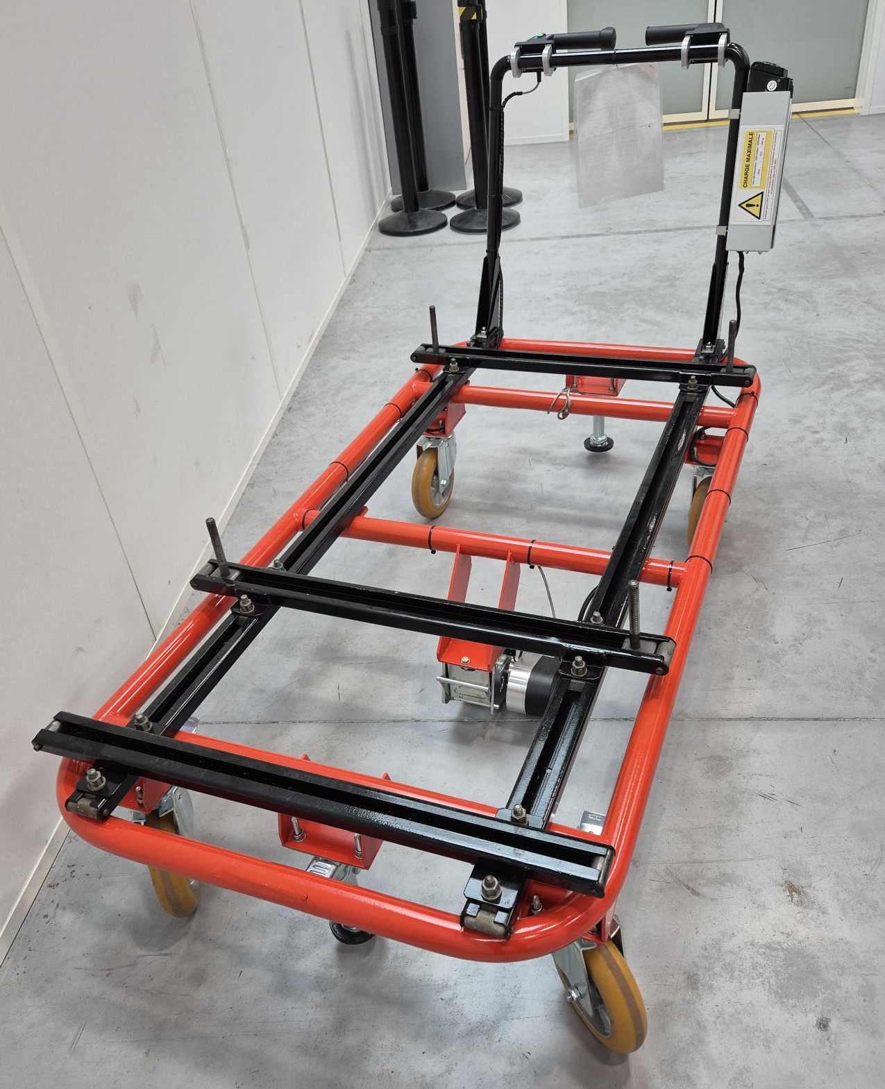 chariots avec roulettes super bomb&eacute;es et E-Drive optima